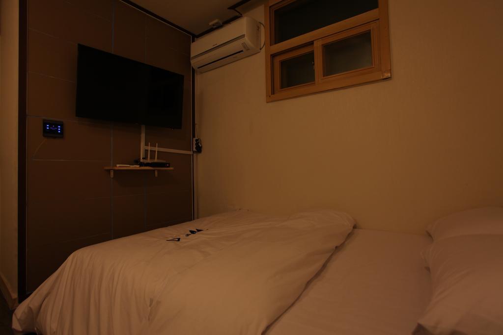 W Mini Hotel Dongdaemoon Seul Exterior foto