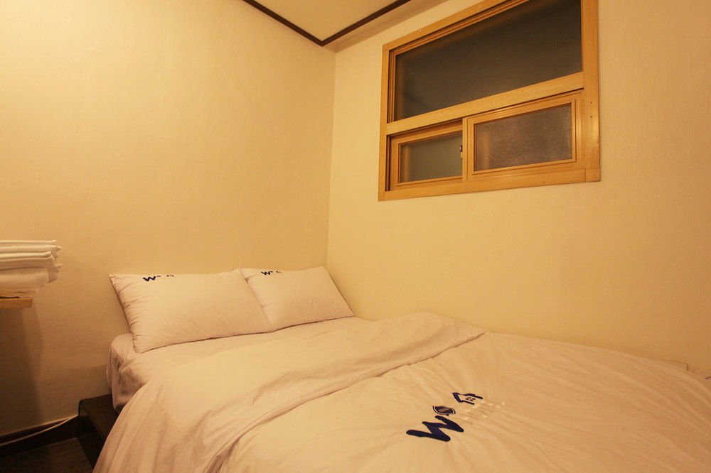 W Mini Hotel Dongdaemoon Seul Exterior foto
